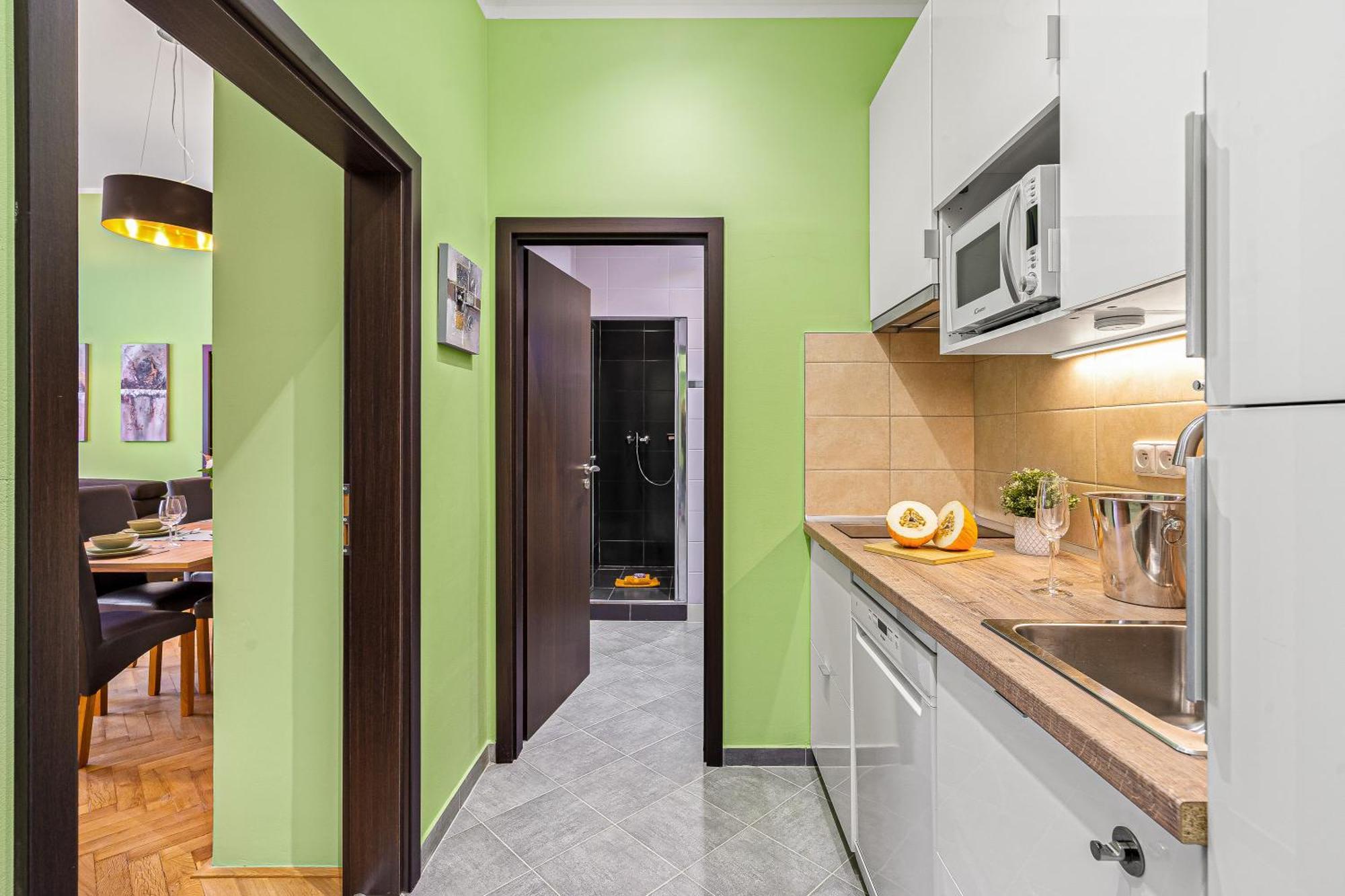 Oasis Apartments At Charles Square Prága Kültér fotó